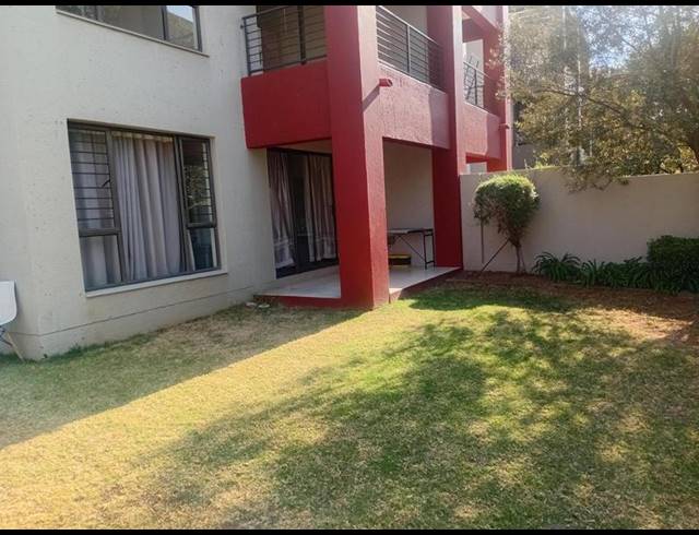 1 BEDROOM APARTMENT FOR SALE IN LONEHILL
